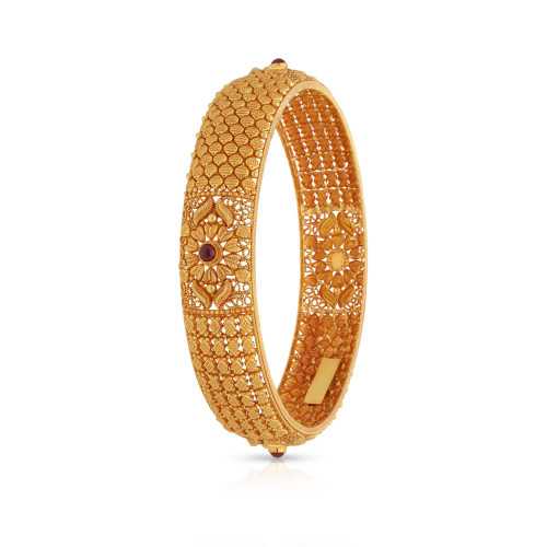 Divine Gold Bangle BNCHT11467