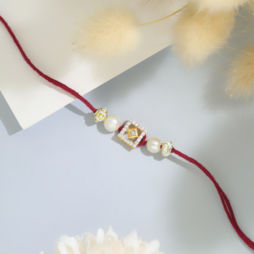 Malabar Gold Geometric Square Two-in-One Rakhi and Pendant