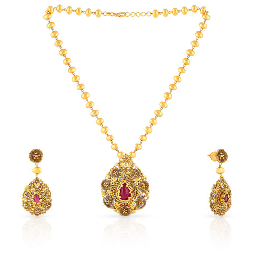Ethnix Gold Necklace Set MHCBHGCBHU