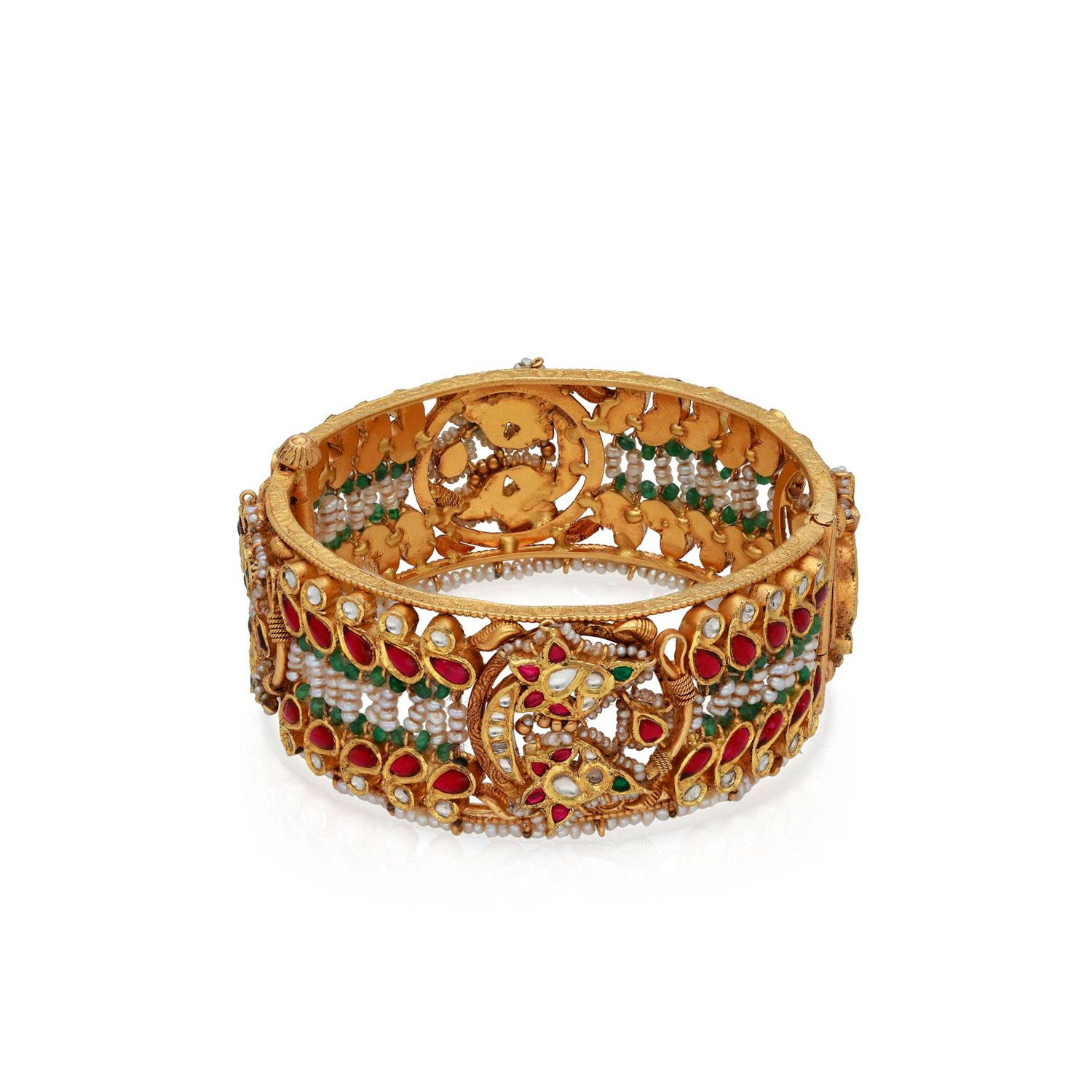 Malabar gold kangan store design