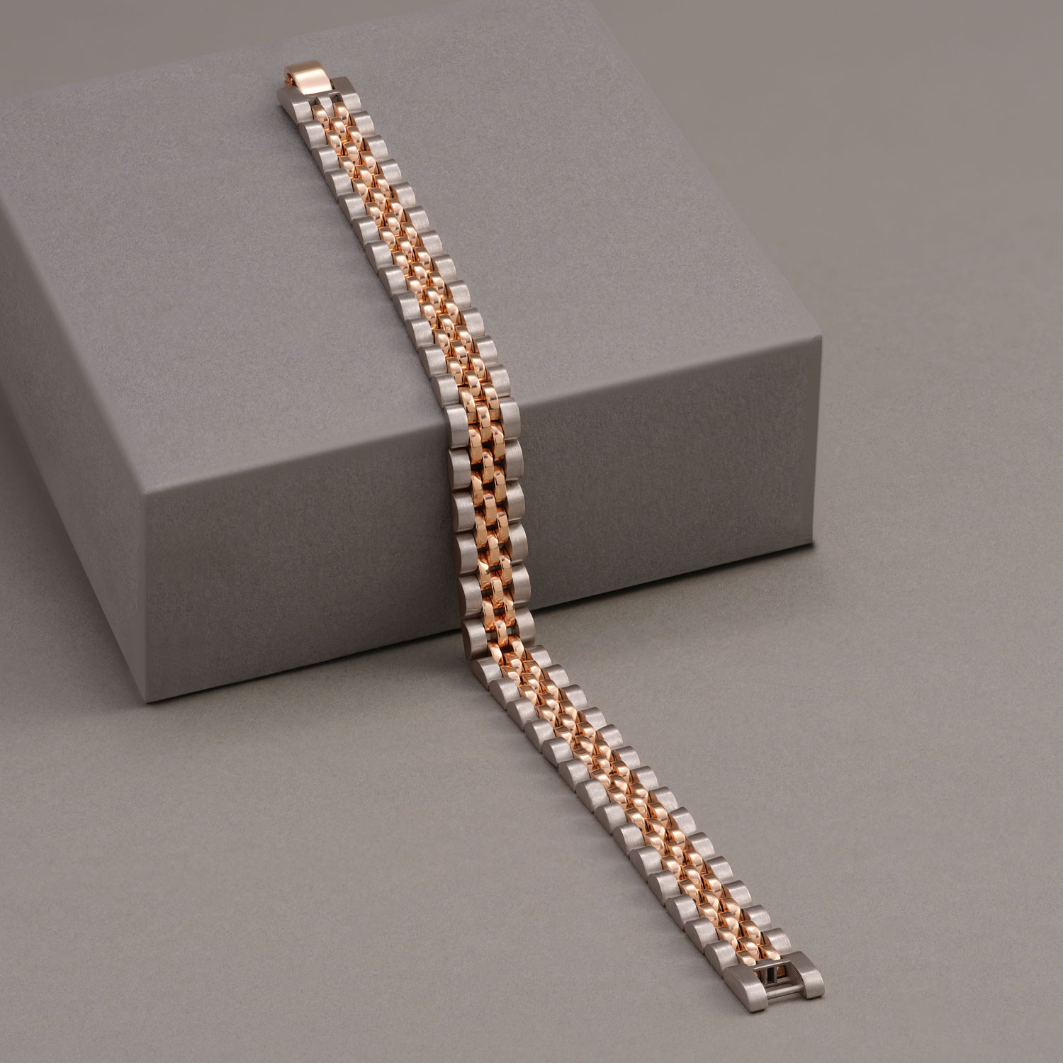 Silver bracelet in malabar gold discount