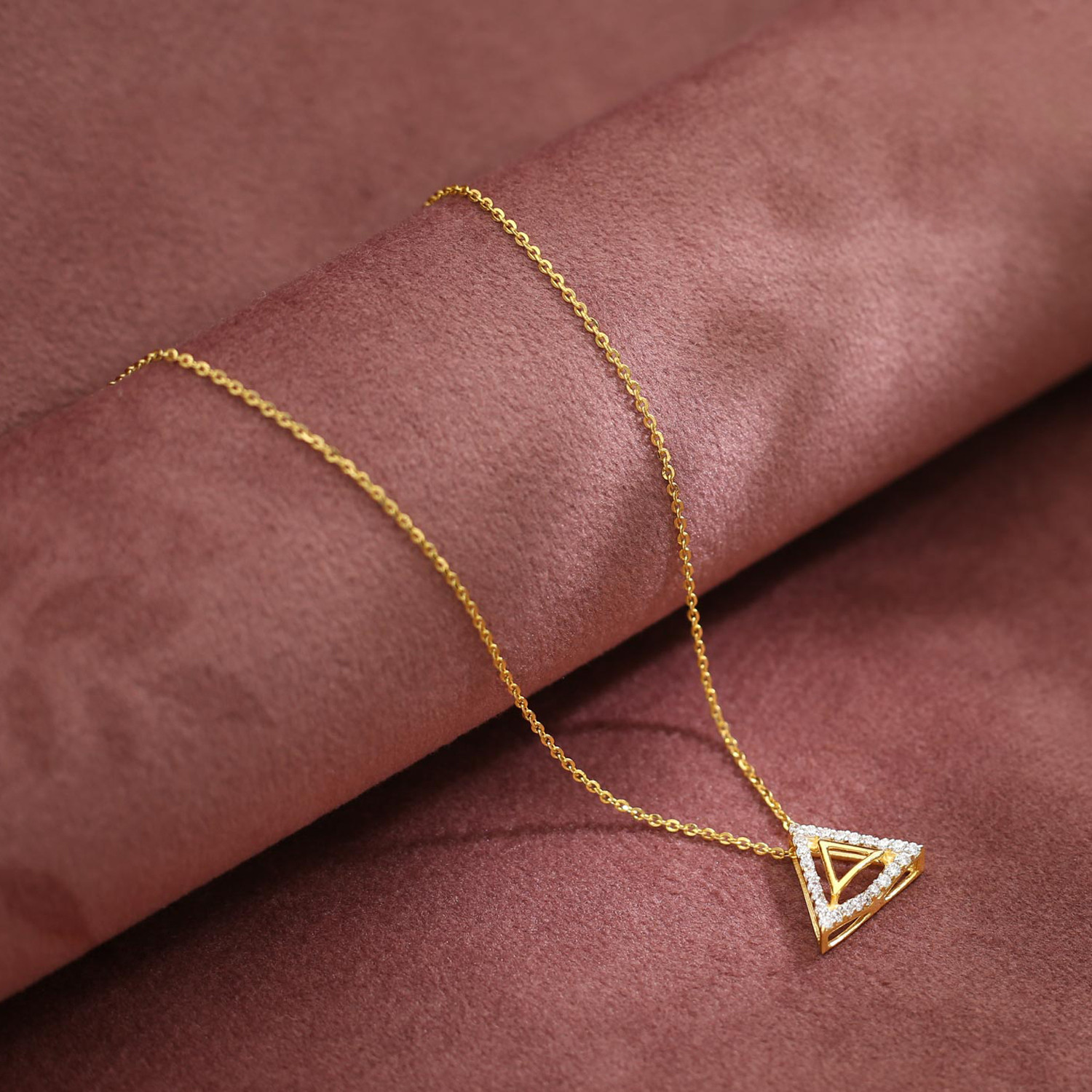Buy Malabar Gold Pendant ECPDSGDZ014RV for Women Online Malabar Gold Diamonds