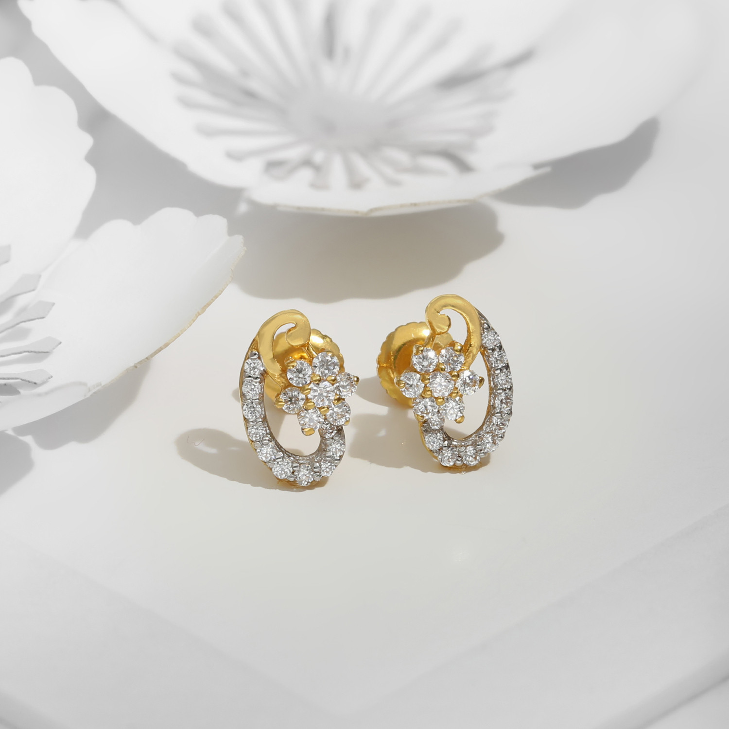 Buy Malabar Gold 22 KT Gold Studs Earring for Women Online