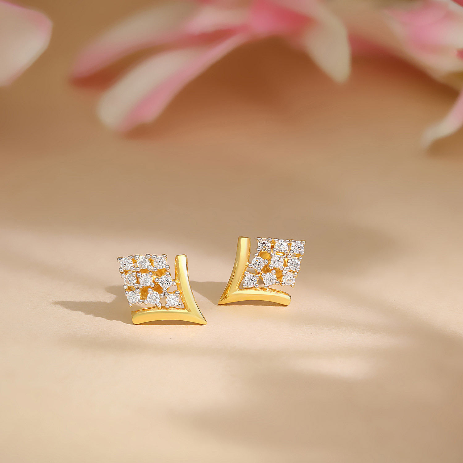 Buy Malabar Gold 22 KT Gold Studs Earring for Women Online