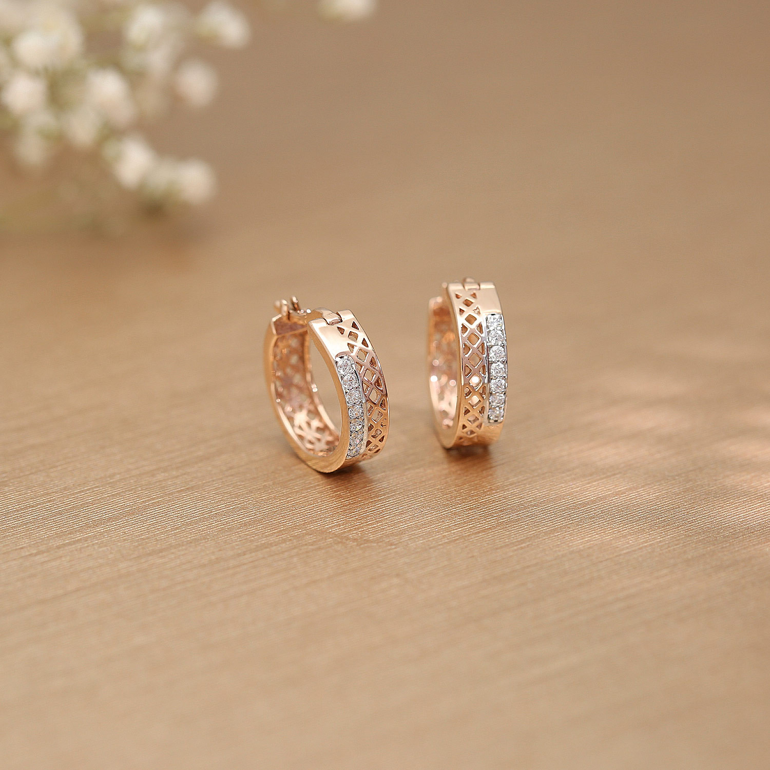 Buy Malabar Gold 18 KT Rose Gold Hoops Bali Earring for Women Online