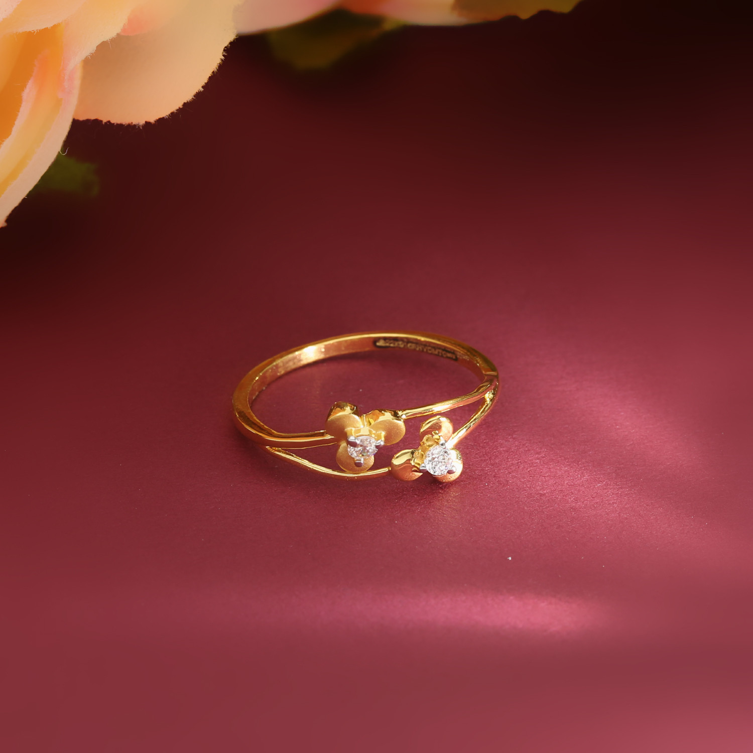 Buy Golden Omens Navratna Gold Ring- Joyalukkas