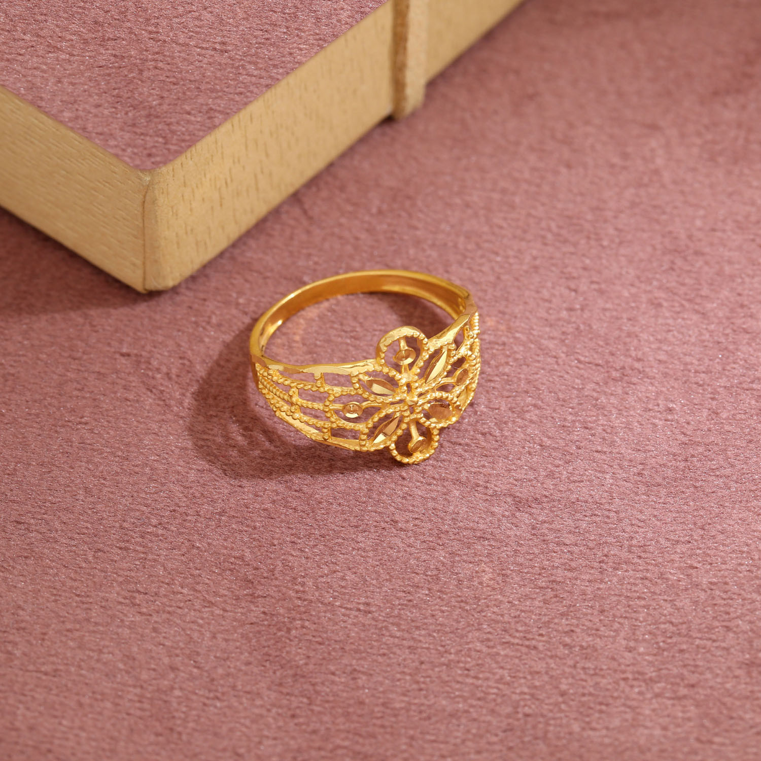 Malabar Gold Women's 22K Promise Gold Ring - 15 US : Amazon.ae: Fashion