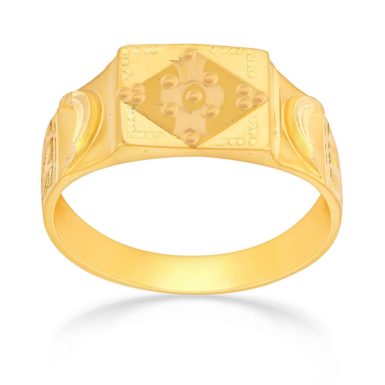 Gold Ring Artistry by OM Jewellers: Timeless Elegance Defined