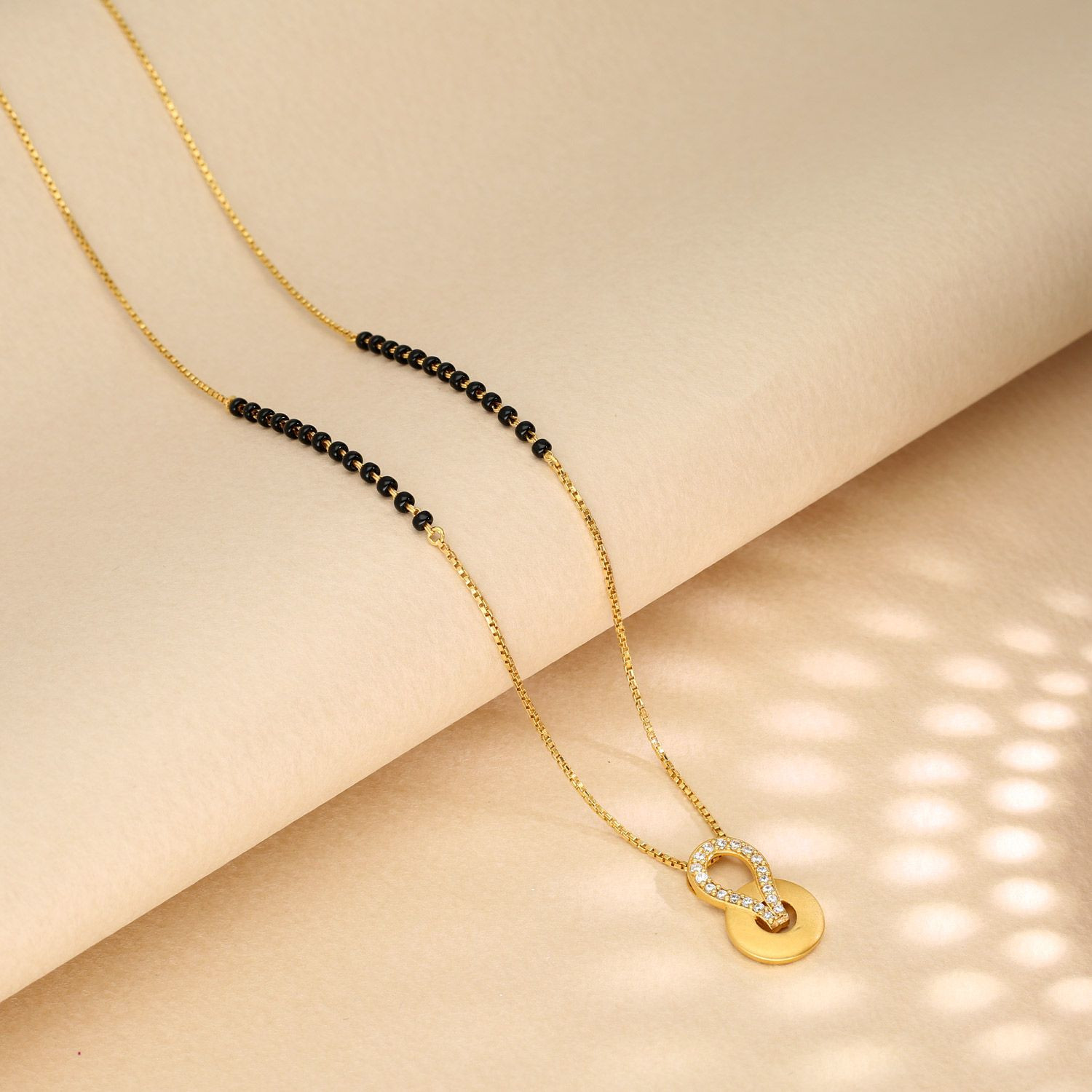 Gold chain store mangalsutra short