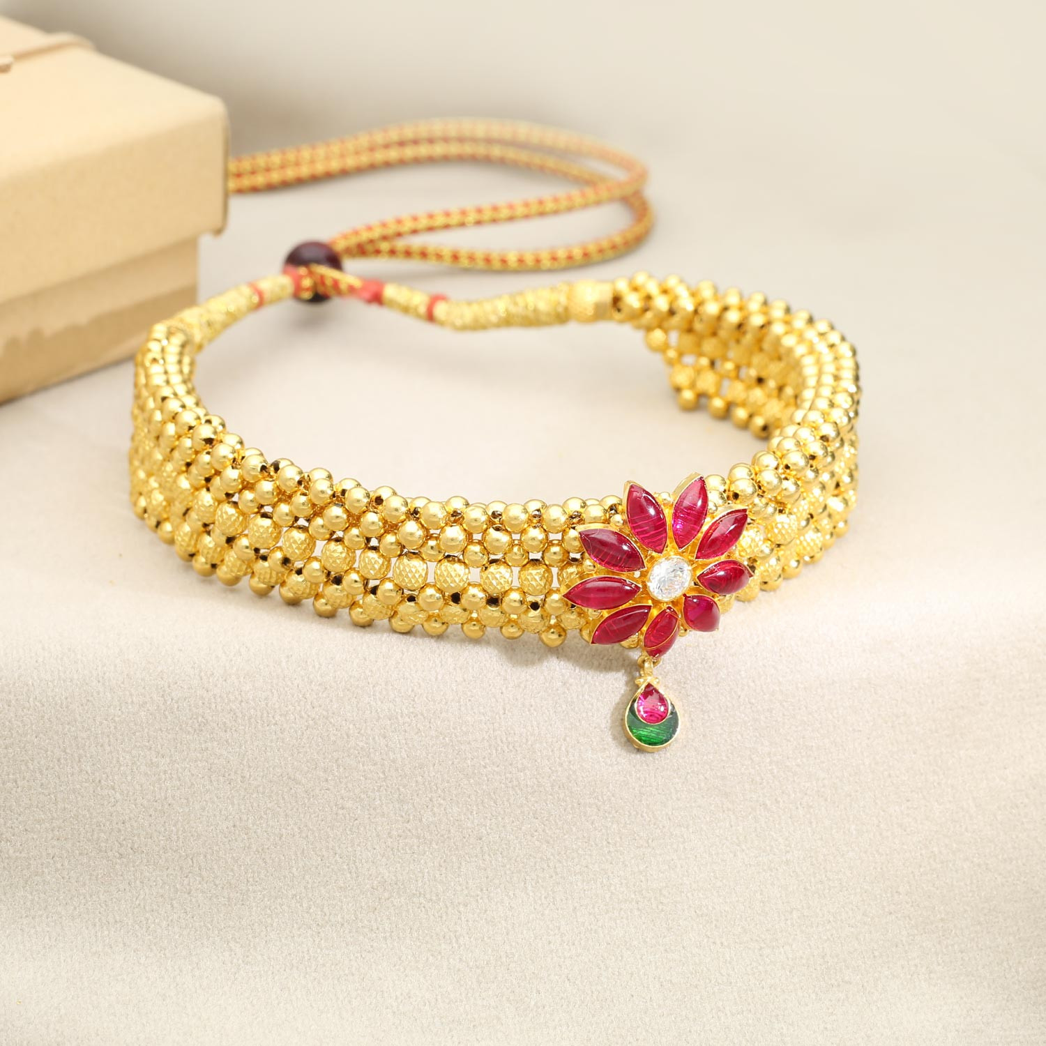 Buy Malabar Gold 22 KT Gold Semi Long Tushi Necklace for Women Online
