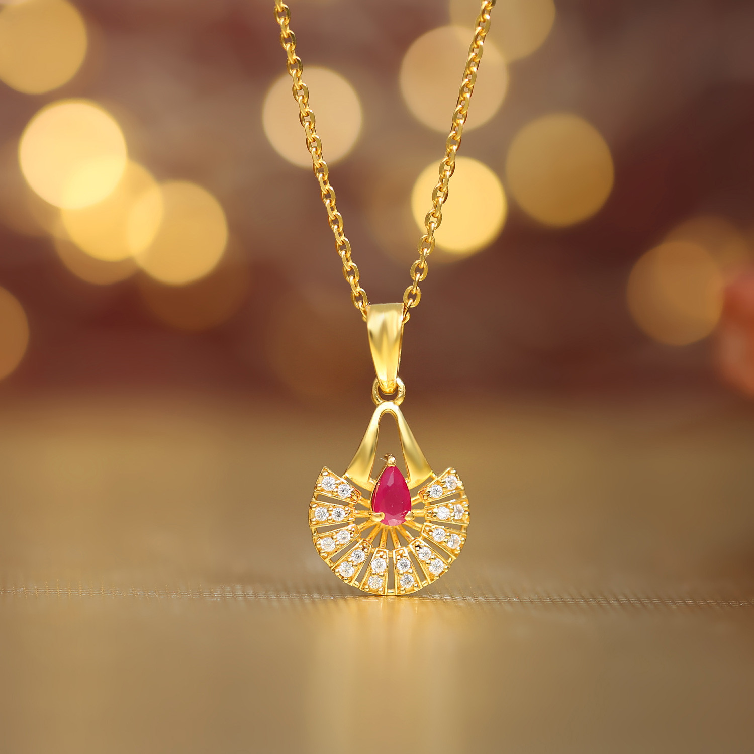 Gold pendant malabar on sale gold