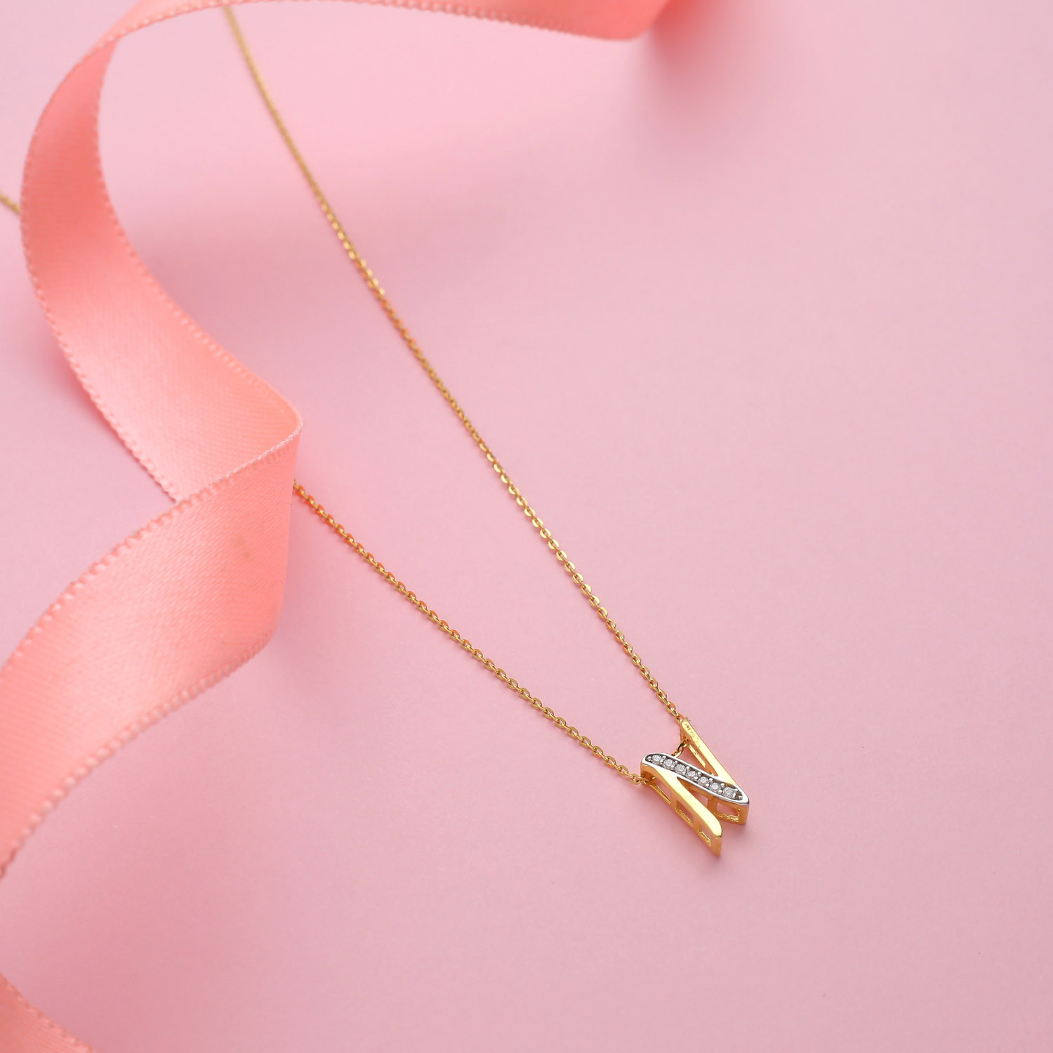 Malabar gold shop alphabet pendant