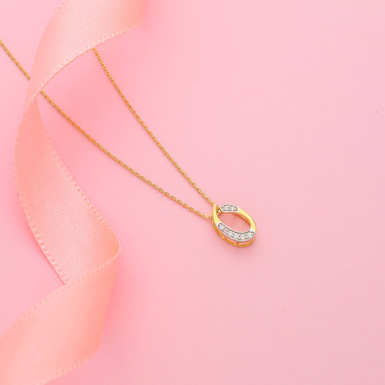 Buy Initial o Necklace 14k White and Yellow Gold, Diamonds 0.13 Carats  Personalized Letter Necklace for Women, Gold Jewelry, Gift Online in India  - Etsy