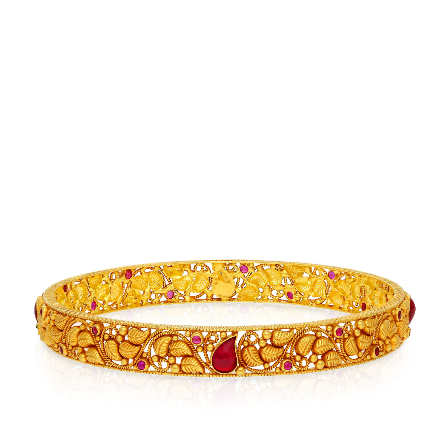 Divine Gold Bangle BNBNCHT11753