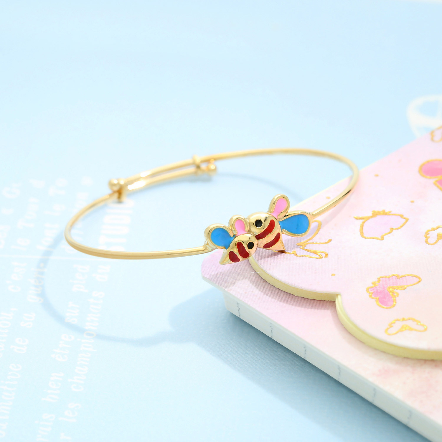 Starlet Gold Oval Bangle BNDZL46202