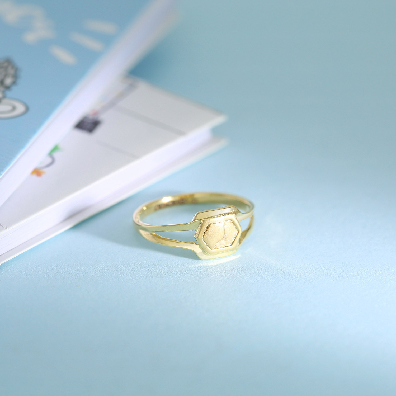 Starlet Gold Ring For Kids FRDZL30131