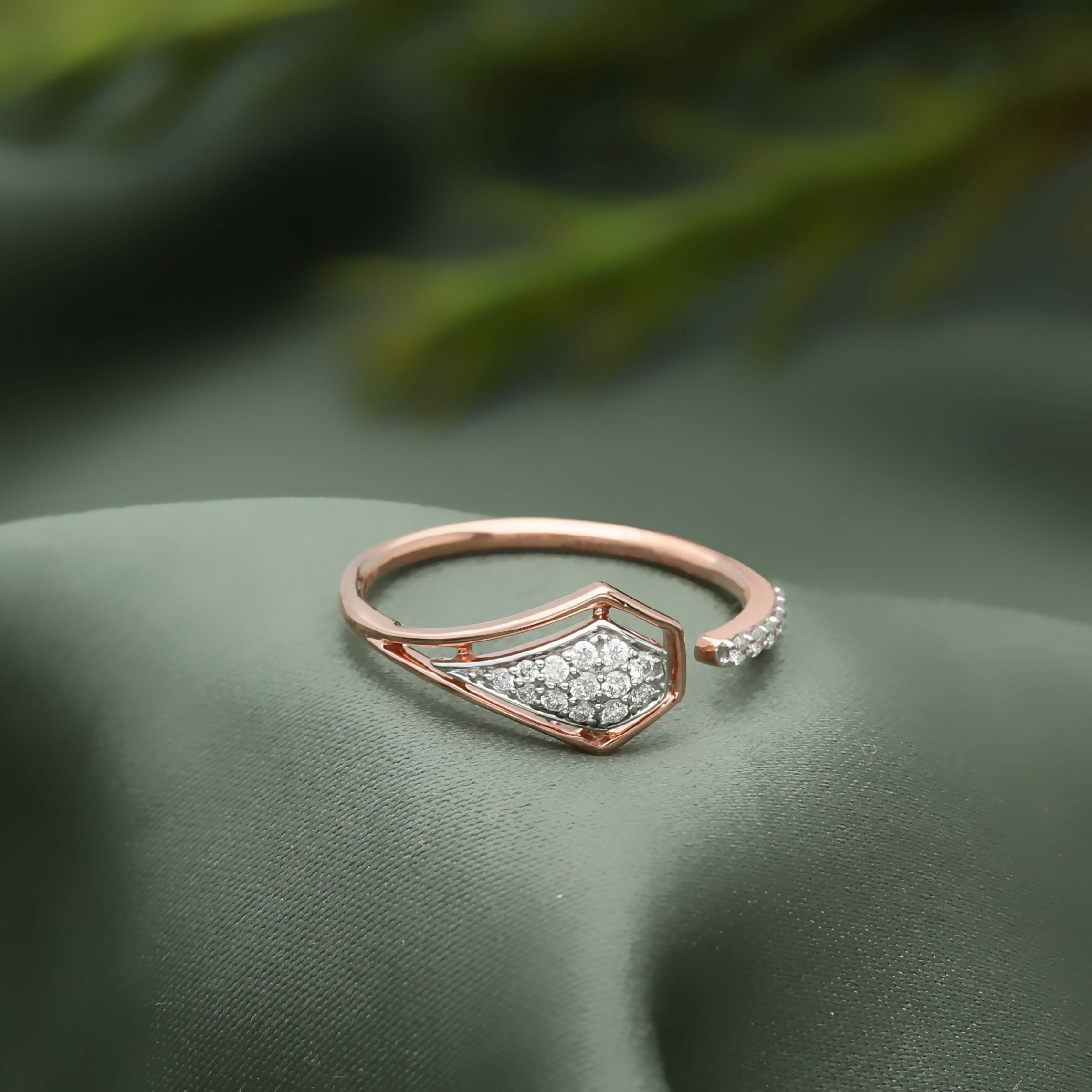 Mine Diamond Gold Ring FRZOL10040
