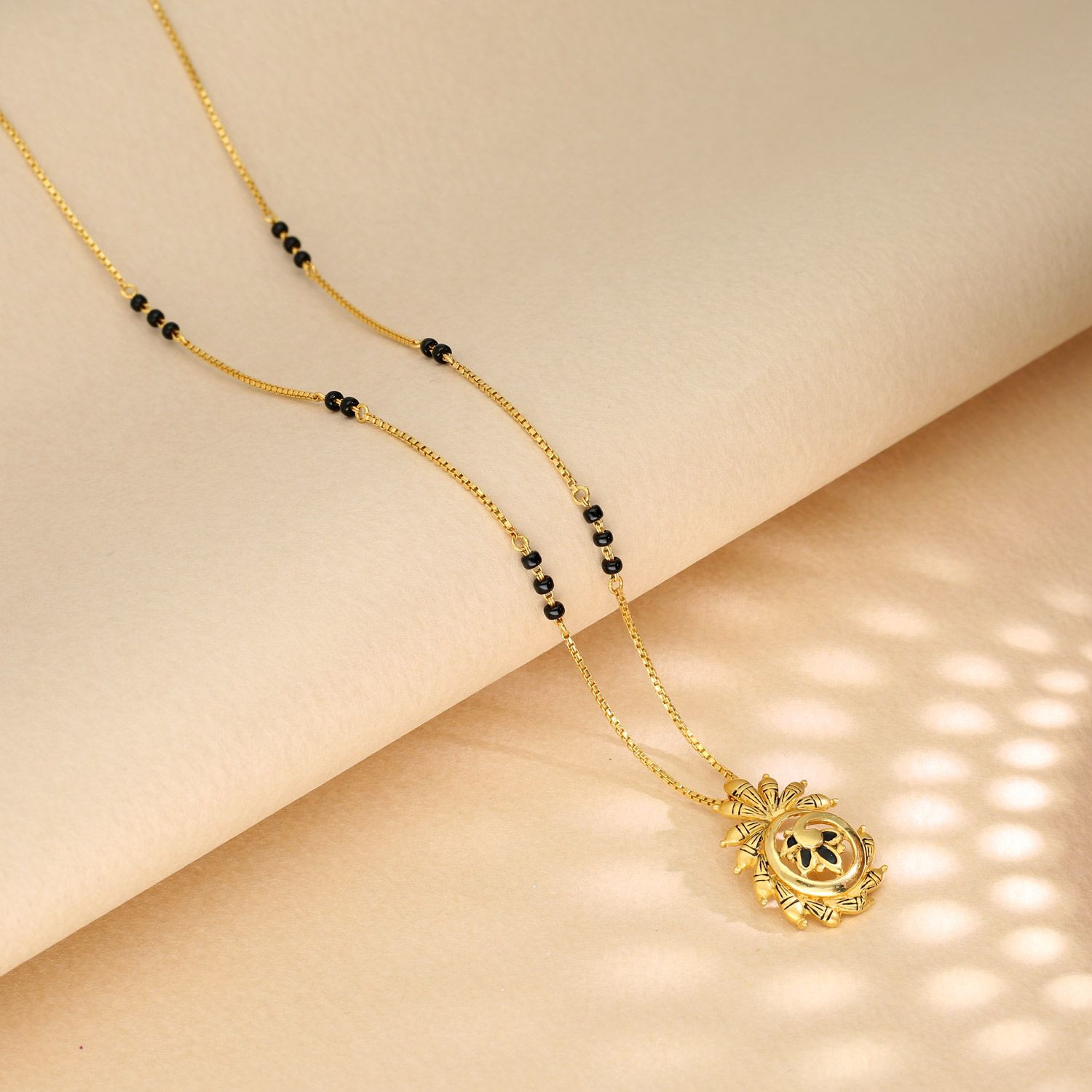 Malabar Gold Short Mangalsutra MSDZL19642