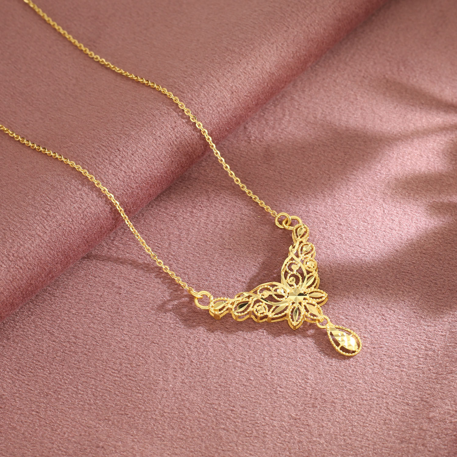 Malabar Gold Semi Long Necklace NKIMZ22820