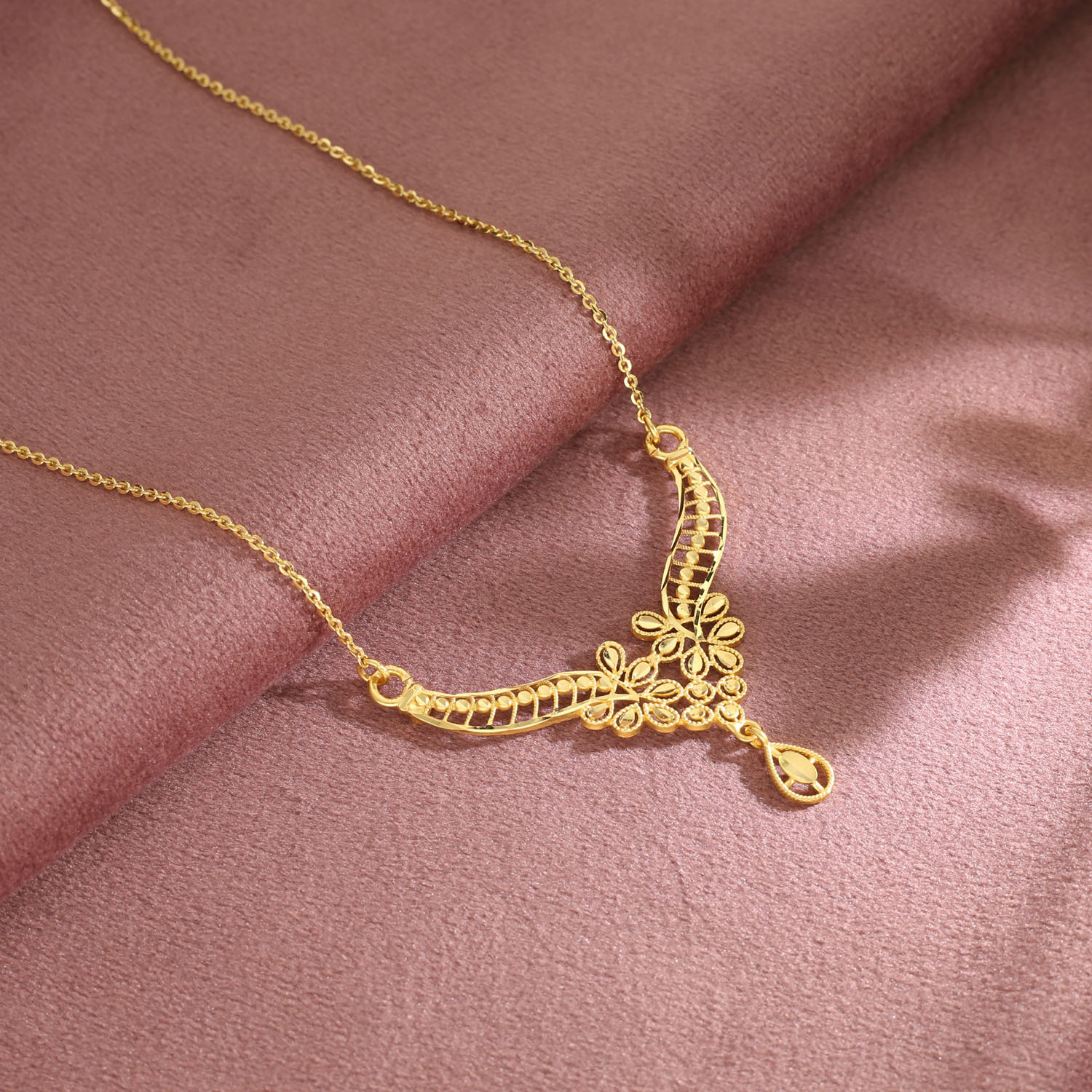 Malabar Gold Semi Long Necklace NKIMZ22824