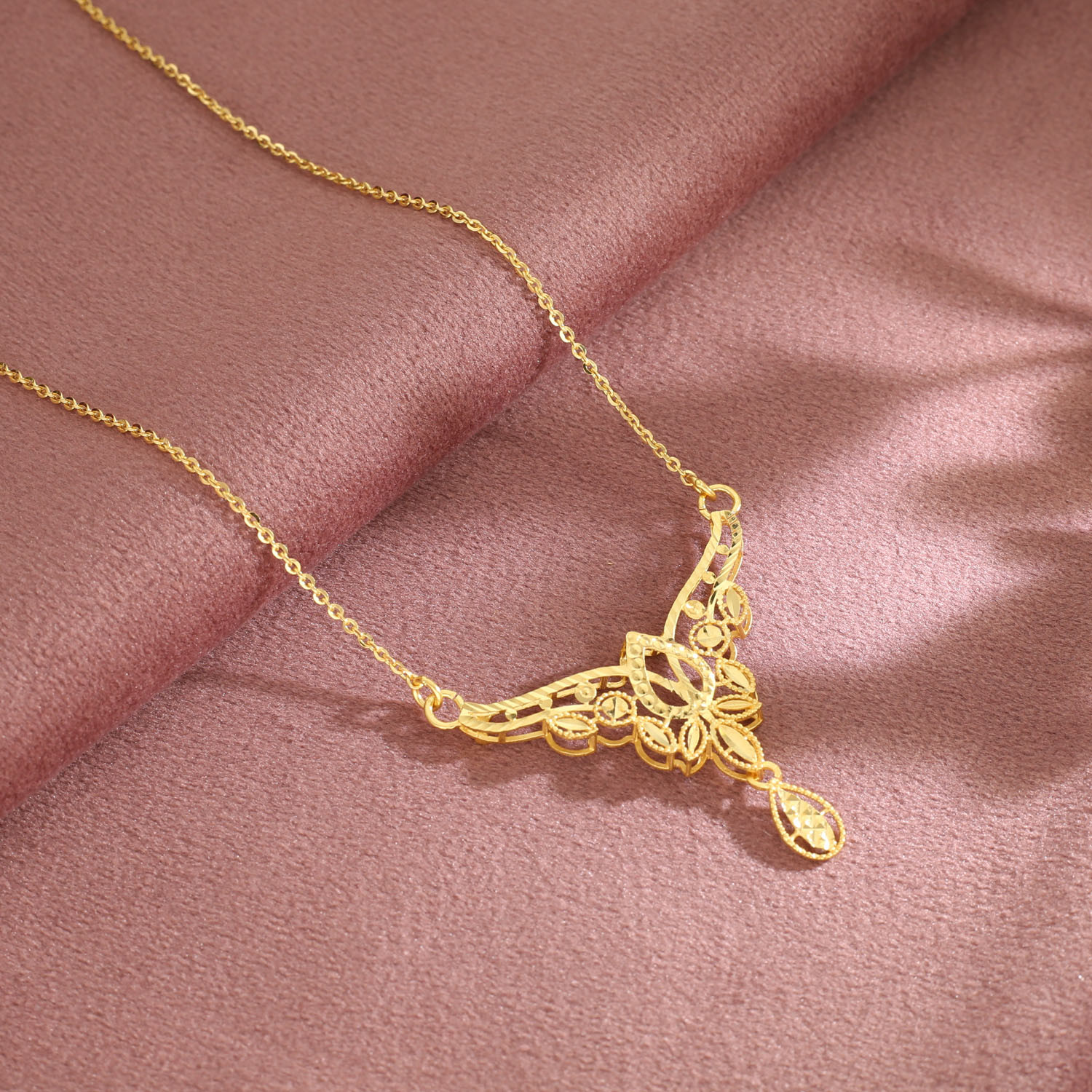 Malabar Gold Semi Long Necklace NKIMZ22826