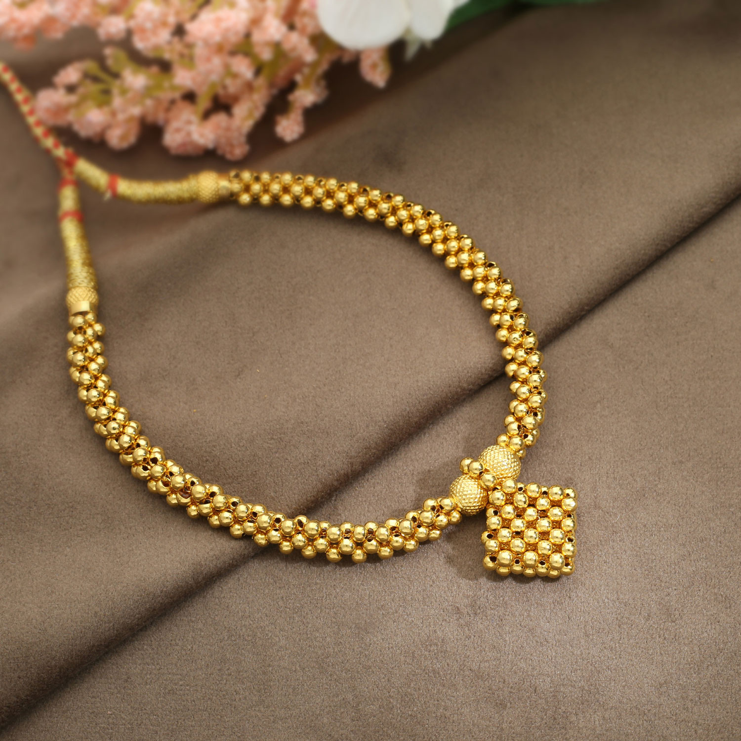 Malabar 22 KT Gold Studded  Necklace NNKTH072