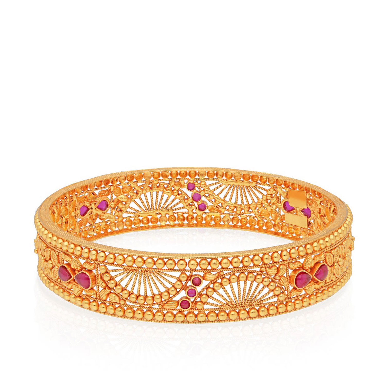 Divine Gold Bangle BNBNCHT16564_AE