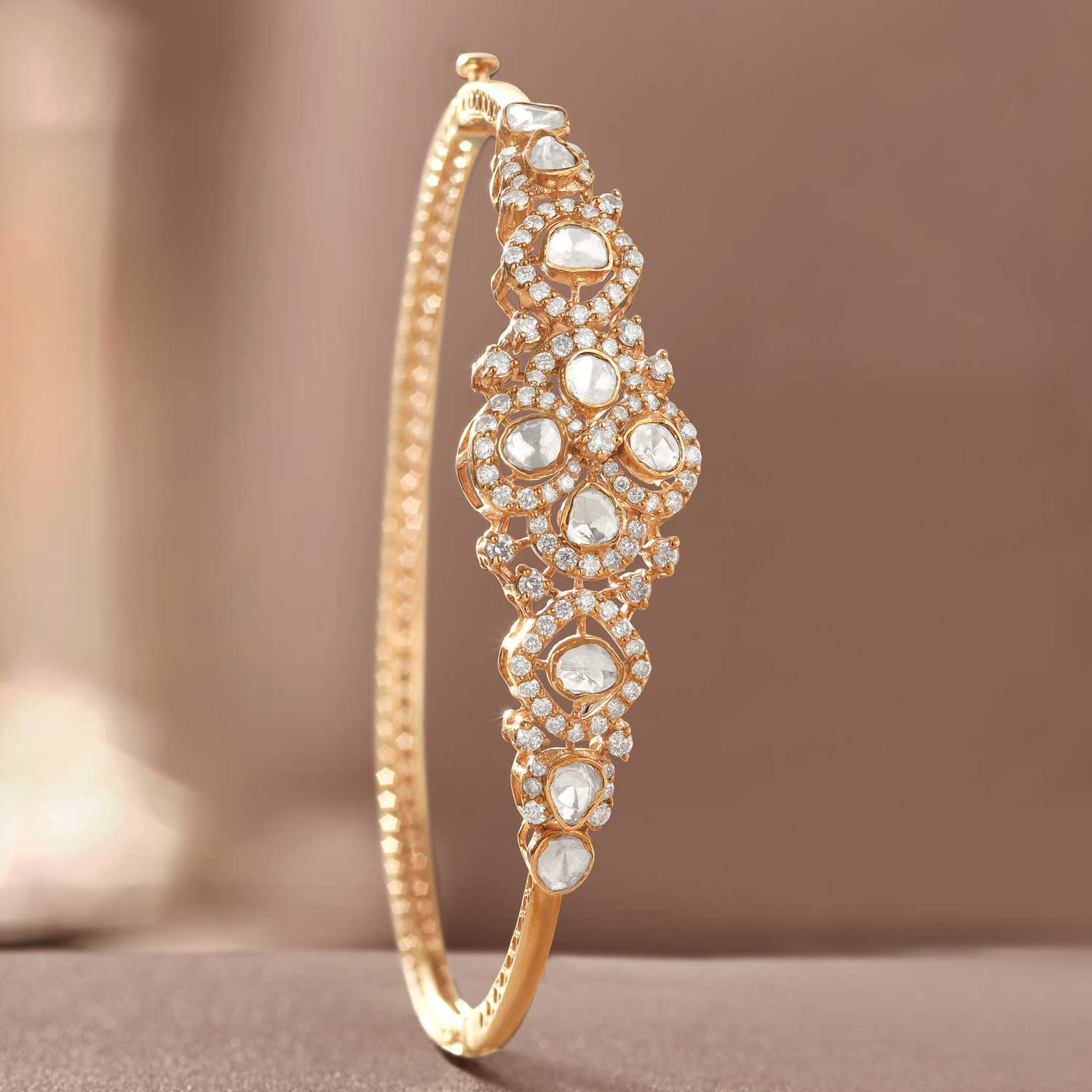 Era Uncut Diamond Bangle EVZGEN017OB1