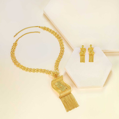 Malabar Gold Necklace Set NSNYNKLGPL091