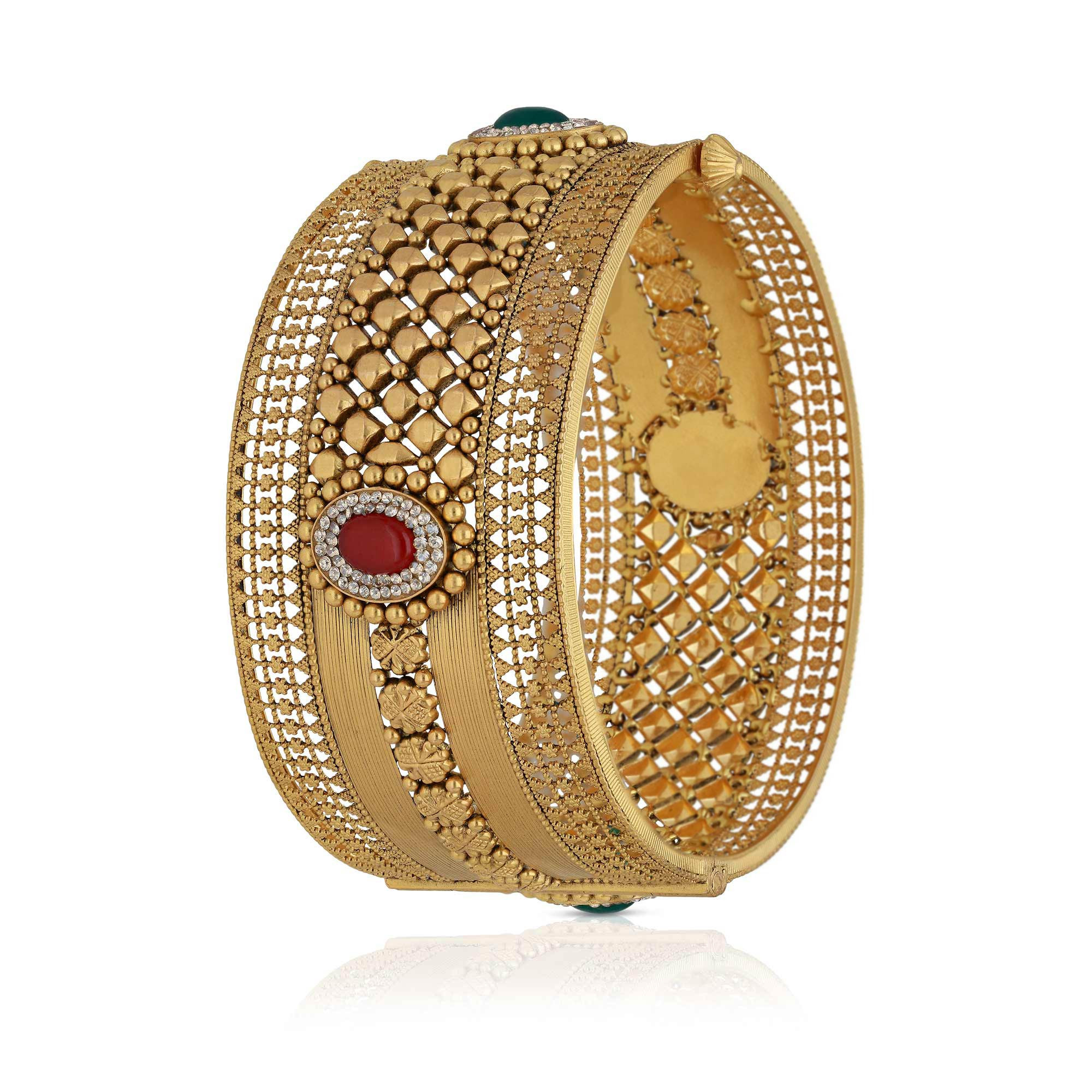 Ethnix Gold Bangle BNANC40411_AE