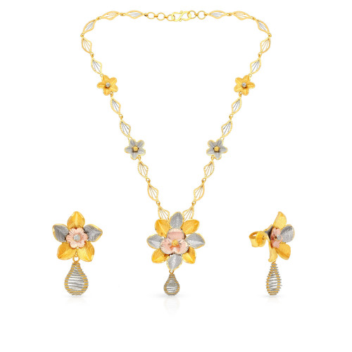 Malabar Gold Necklace Set NSNK562600