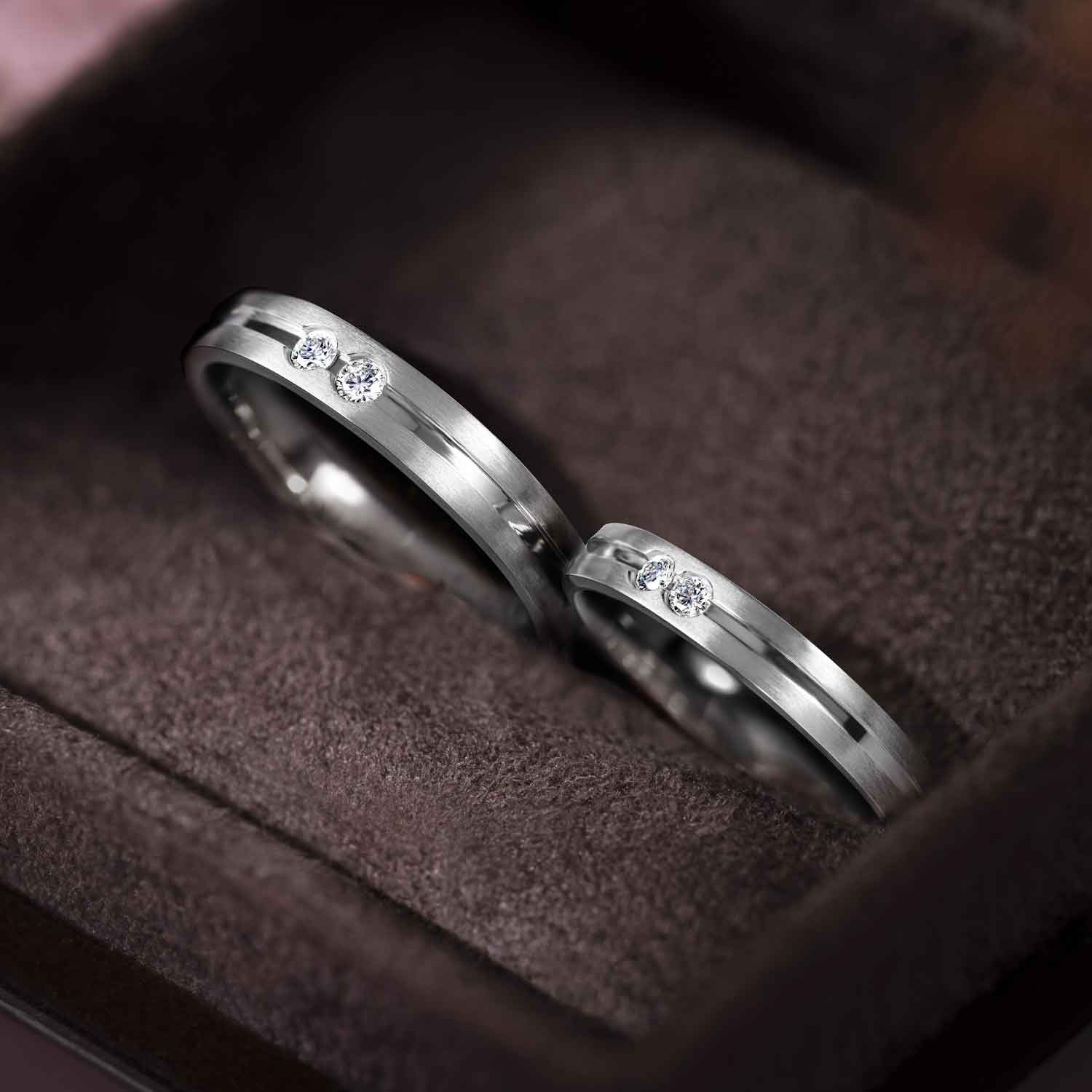 Order Wedding Ring Pretty Raw Pair in 0.5 Carat 14k White Gold Zirconia |  GLAMIRA.in