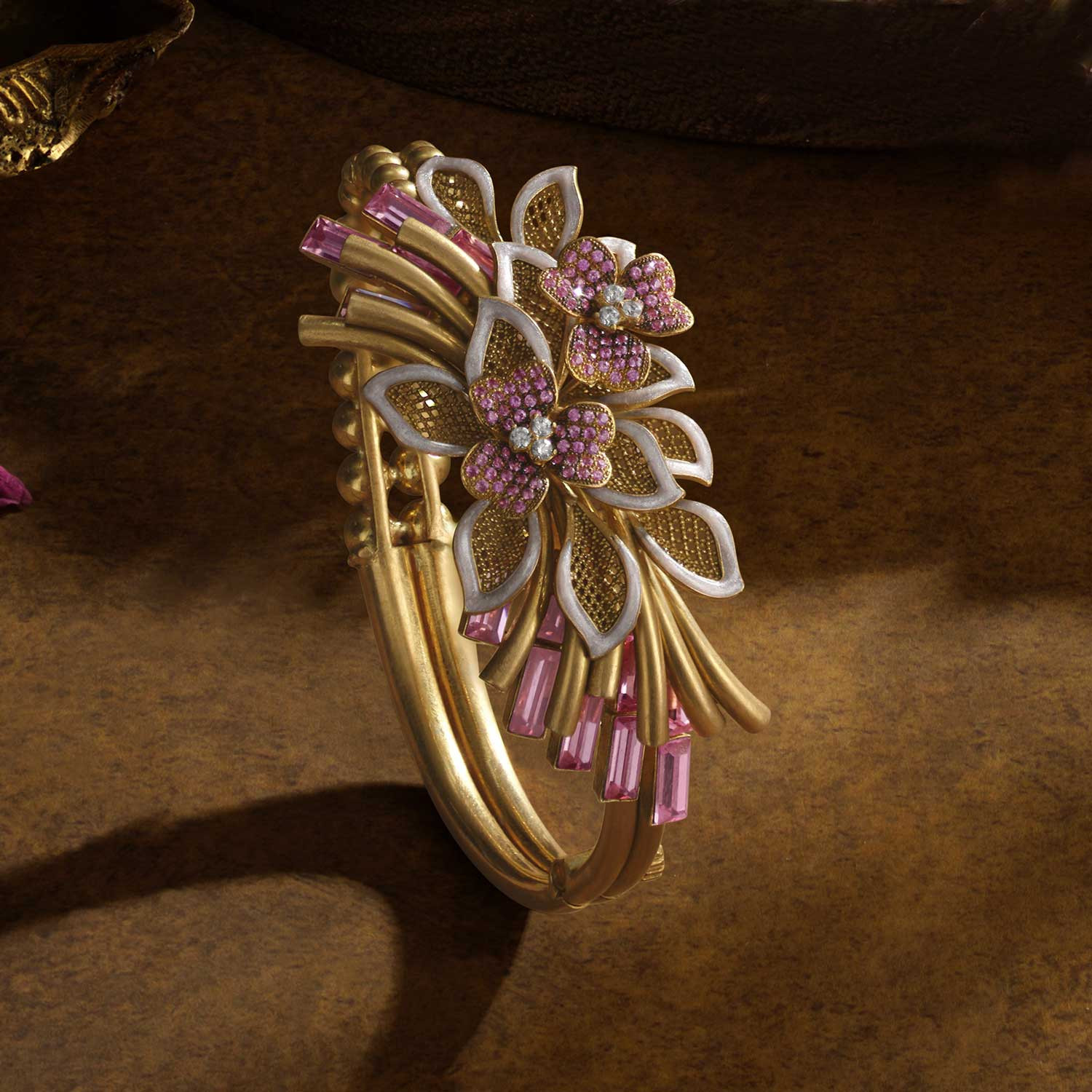 Ethnix Gold Bangle EXAKT24BN01