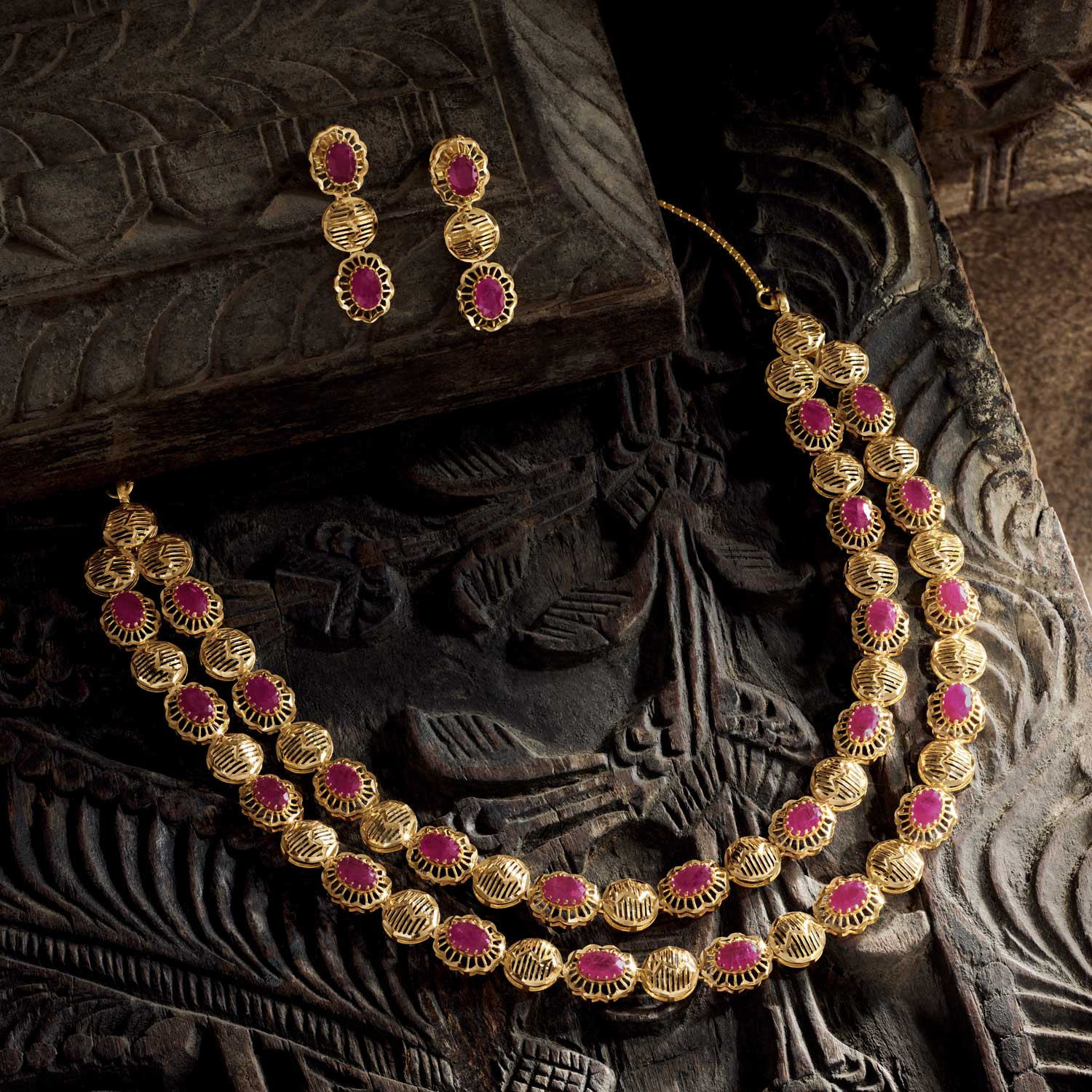 Precia Gemstone Necklace Set NSUSPRGGEN430NK1